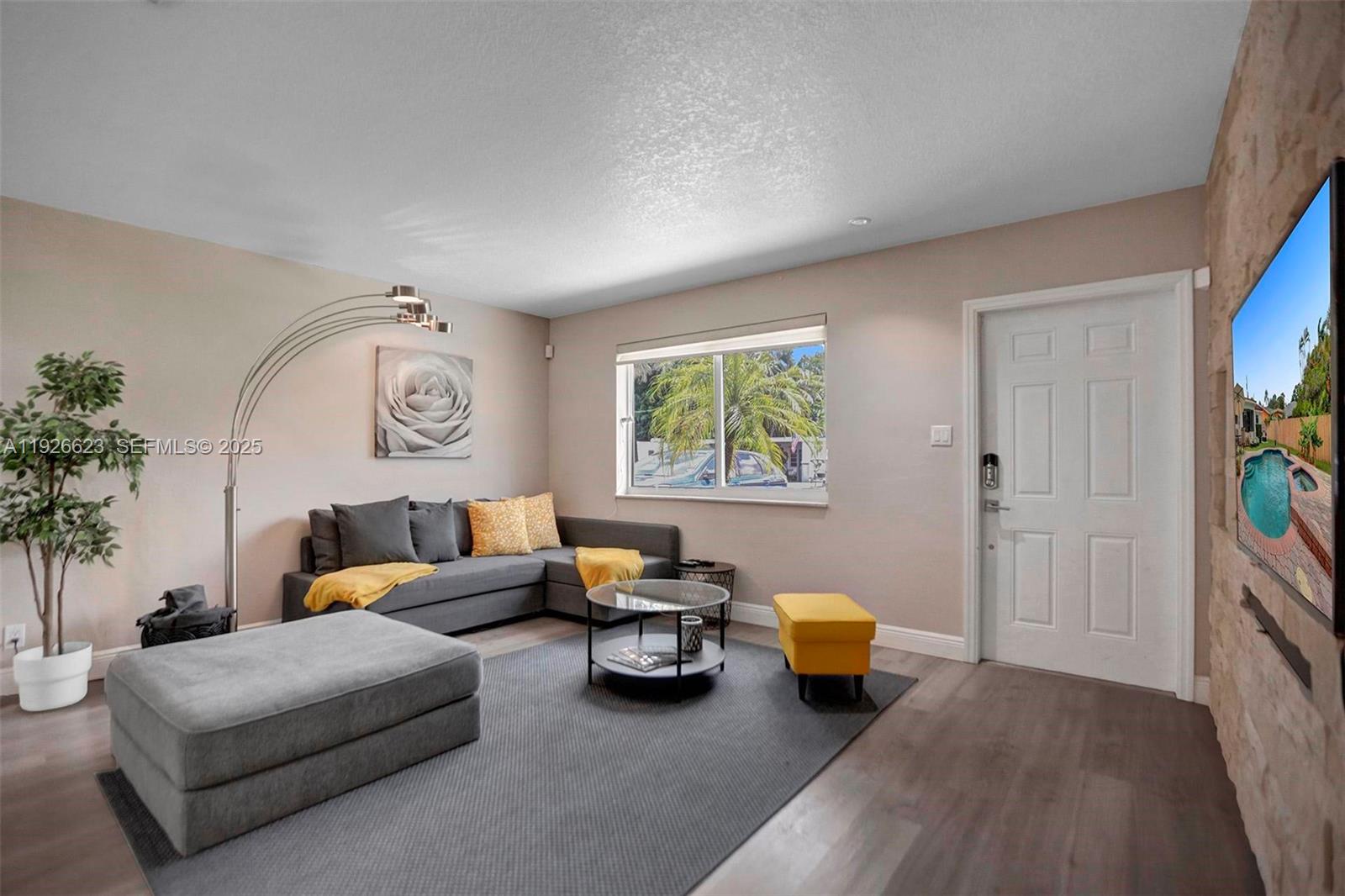 CHULA VISTA FIRST ADD REV - Residential Lease