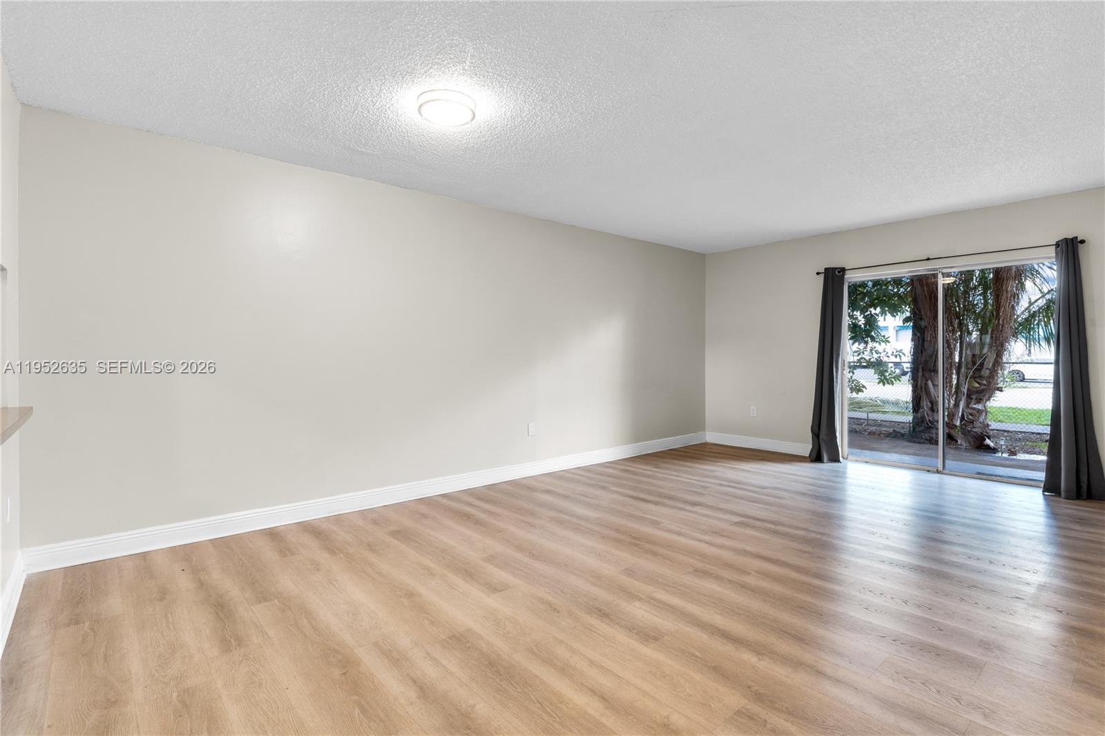 TERRAZAS DEL SOL CONDO - Residential