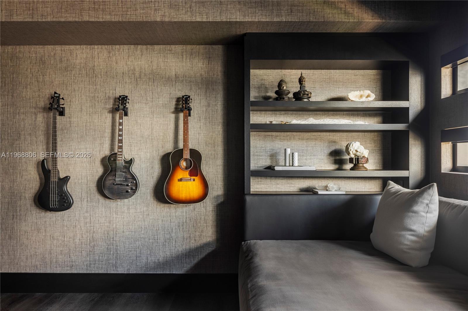 TEN MUSEUM PK RESIDENTIAL - Residential