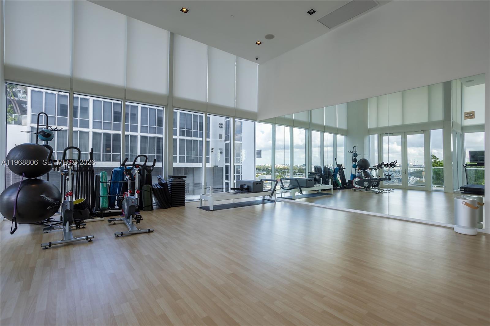 TEN MUSEUM PK RESIDENTIAL - Residential