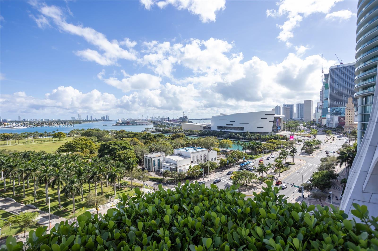 TEN MUSEUM PK RESIDENTIAL - Residential