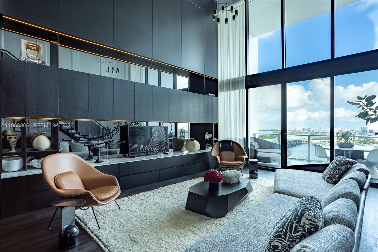 TEN MUSEUM PK RESIDENTIAL - Residential