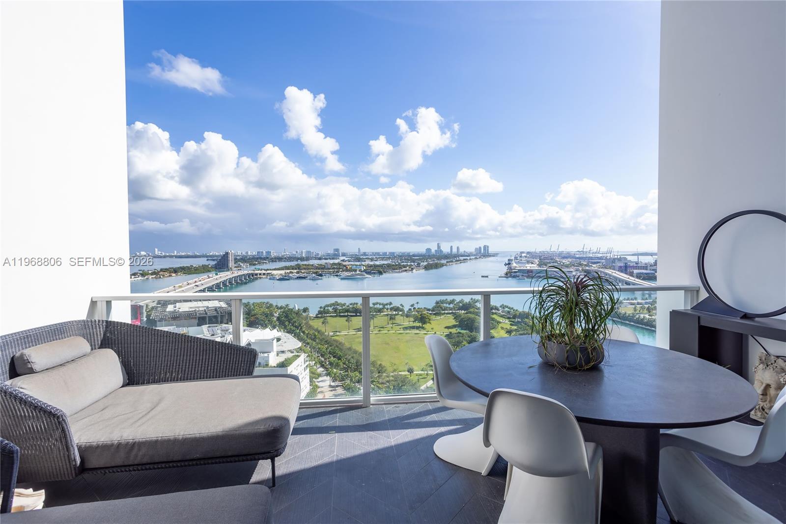 TEN MUSEUM PK RESIDENTIAL - Residential