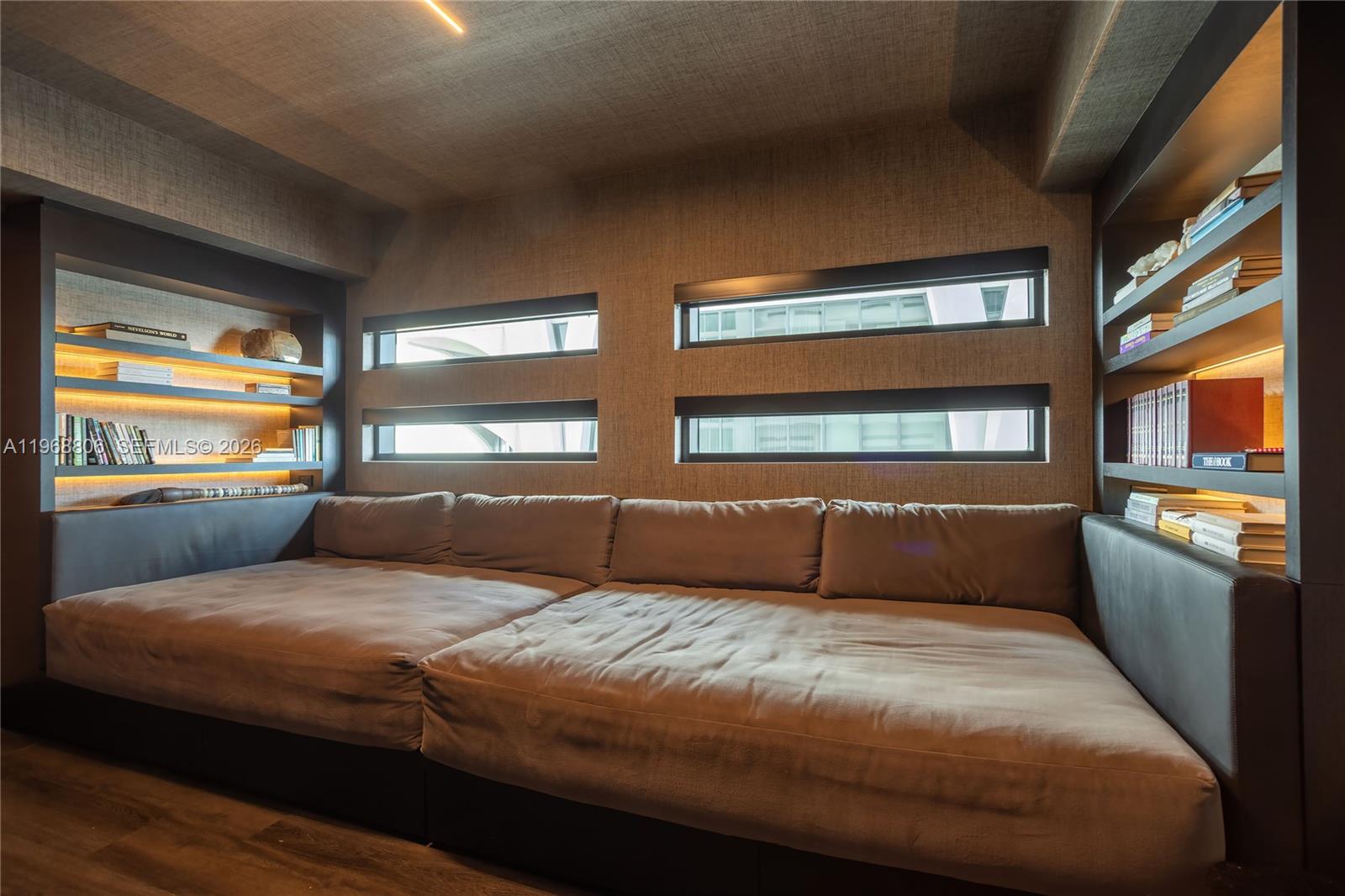 TEN MUSEUM PK RESIDENTIAL - Residential