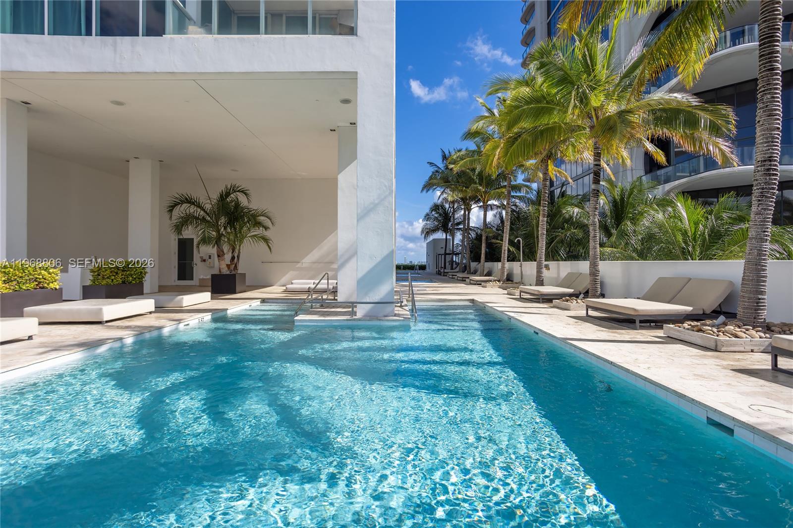 TEN MUSEUM PK RESIDENTIAL - Residential