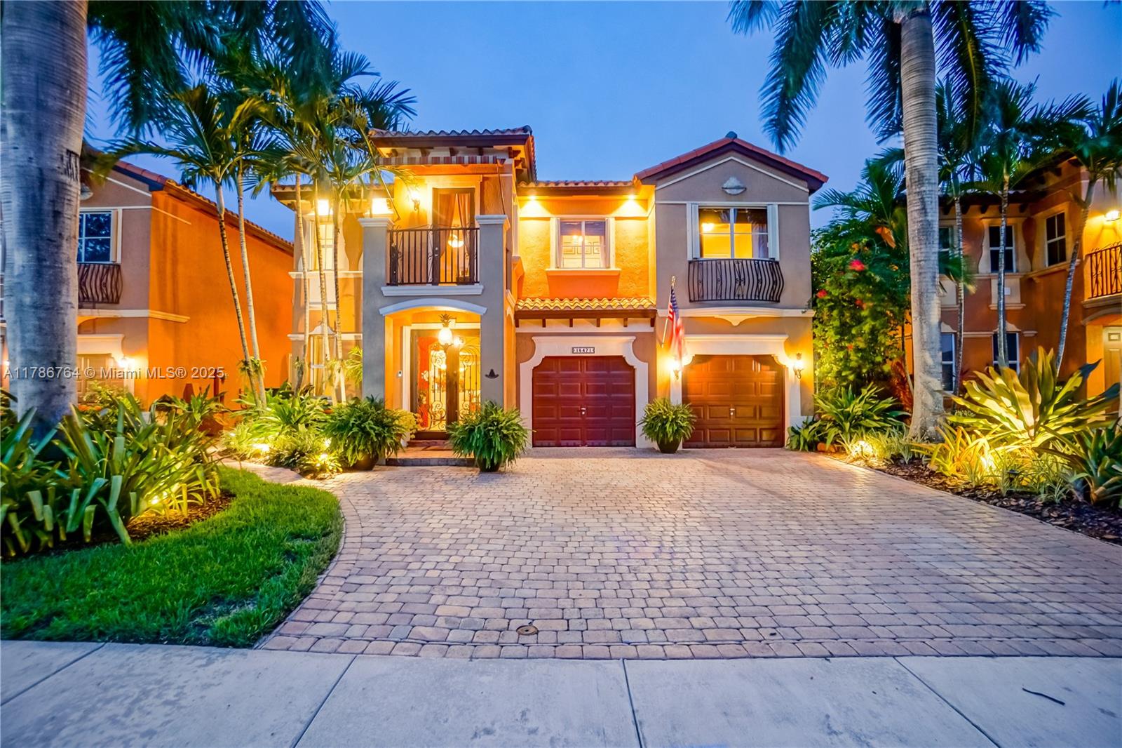 15471 Sw 30th St, Miami, Broward County, Florida - 5 Bedrooms  
4 Bathrooms - 