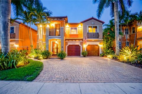 15471 SW 30th St Miami FL 33185
