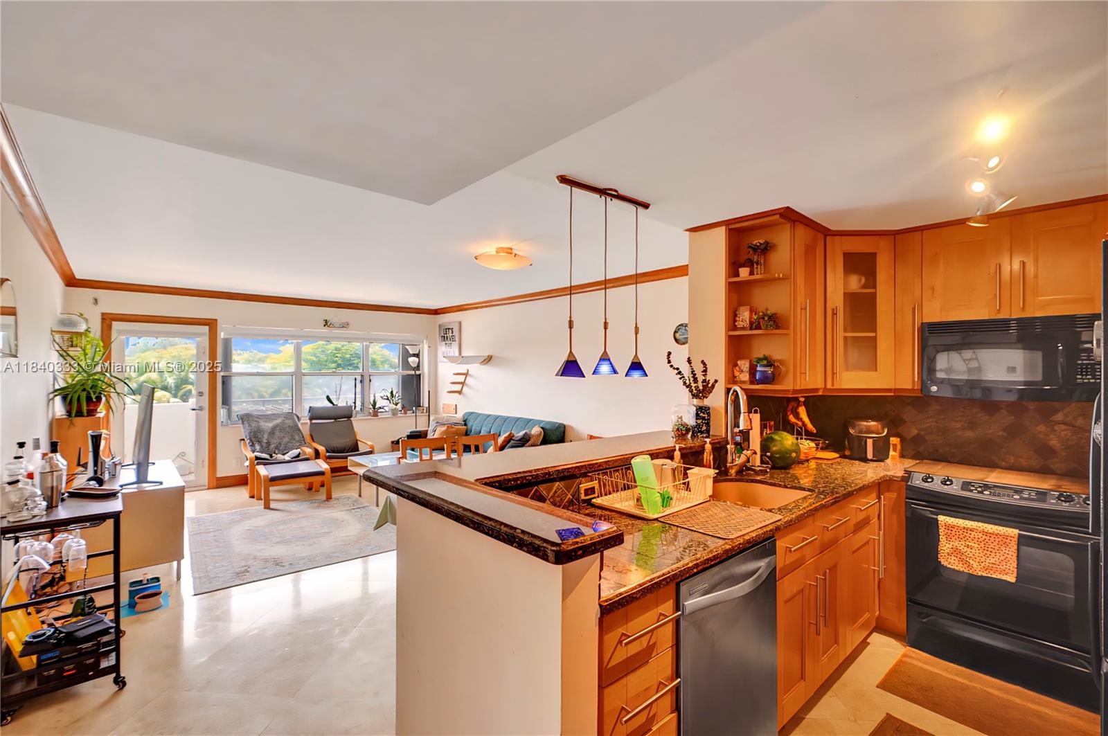 OCEAN VIEW TOWERS CONDO - Residential