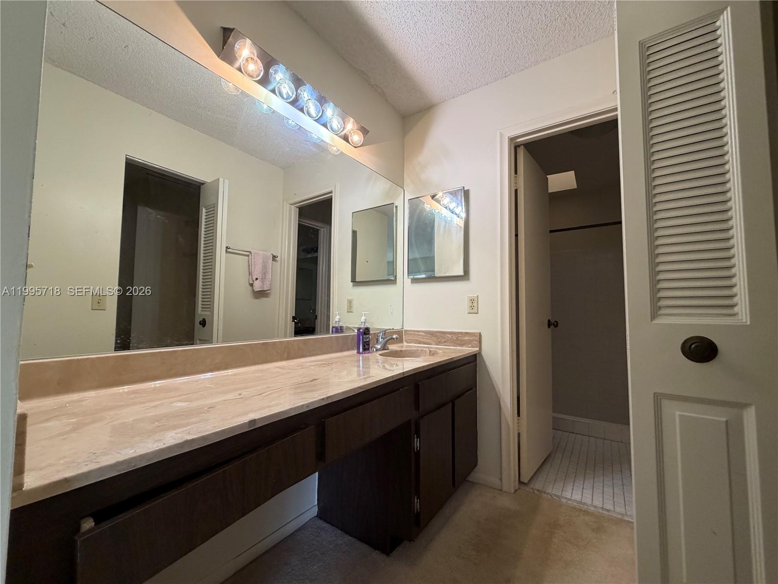 CROSSINGS SEC 6 THE - Residential