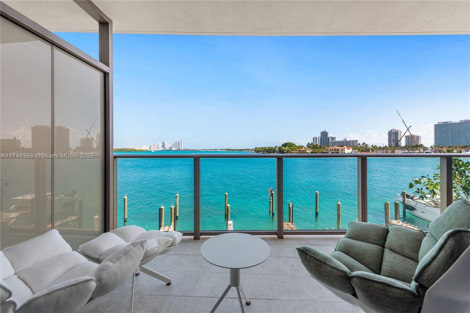 ONDA RESIDENCES - Residential