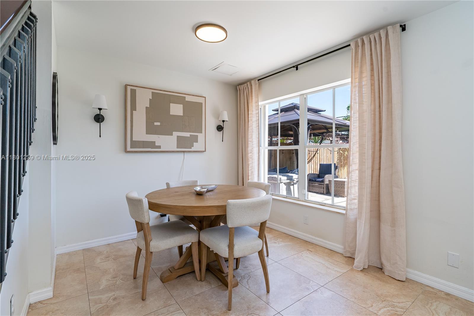 CORAL BAY REPLAT SECTION - Residential