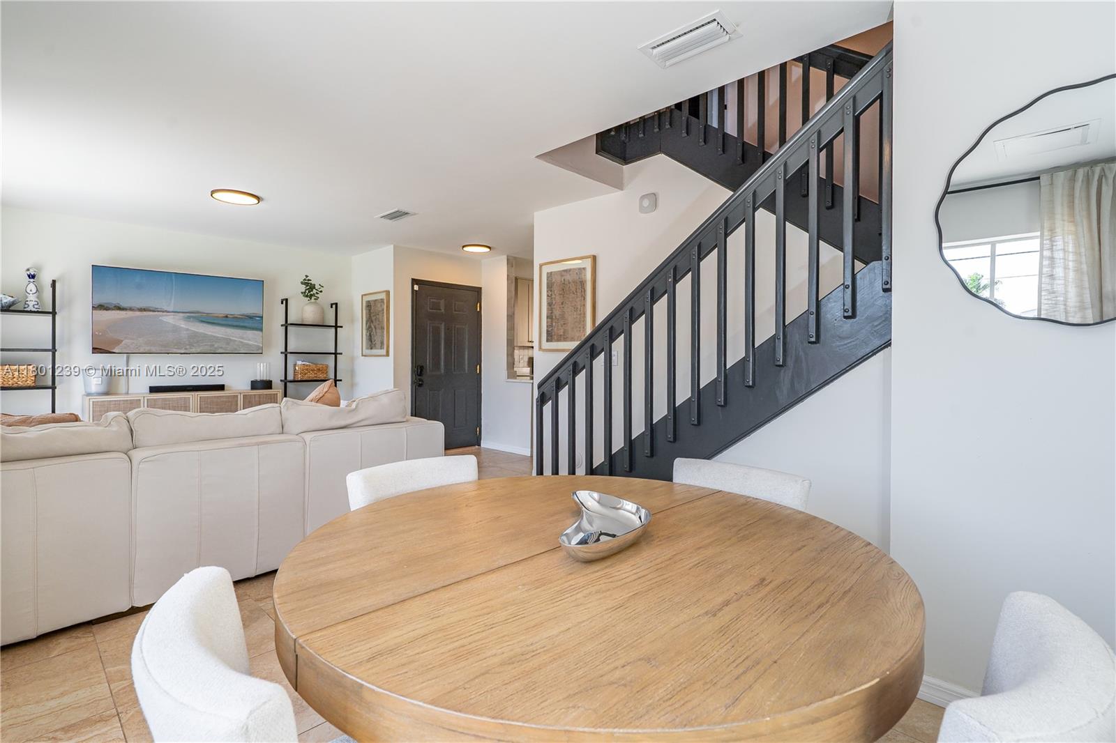 CORAL BAY REPLAT SECTION - Residential