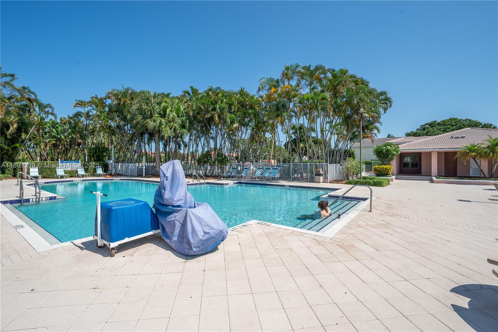 CORAL BAY REPLAT SECTION - Residential