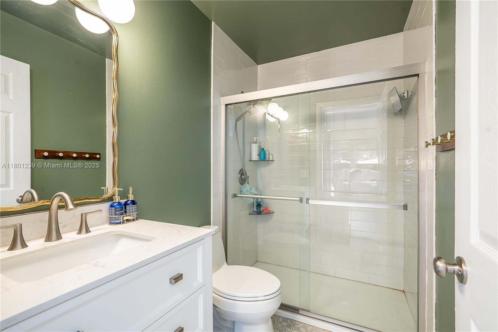 CORAL BAY REPLAT SECTION - Residential