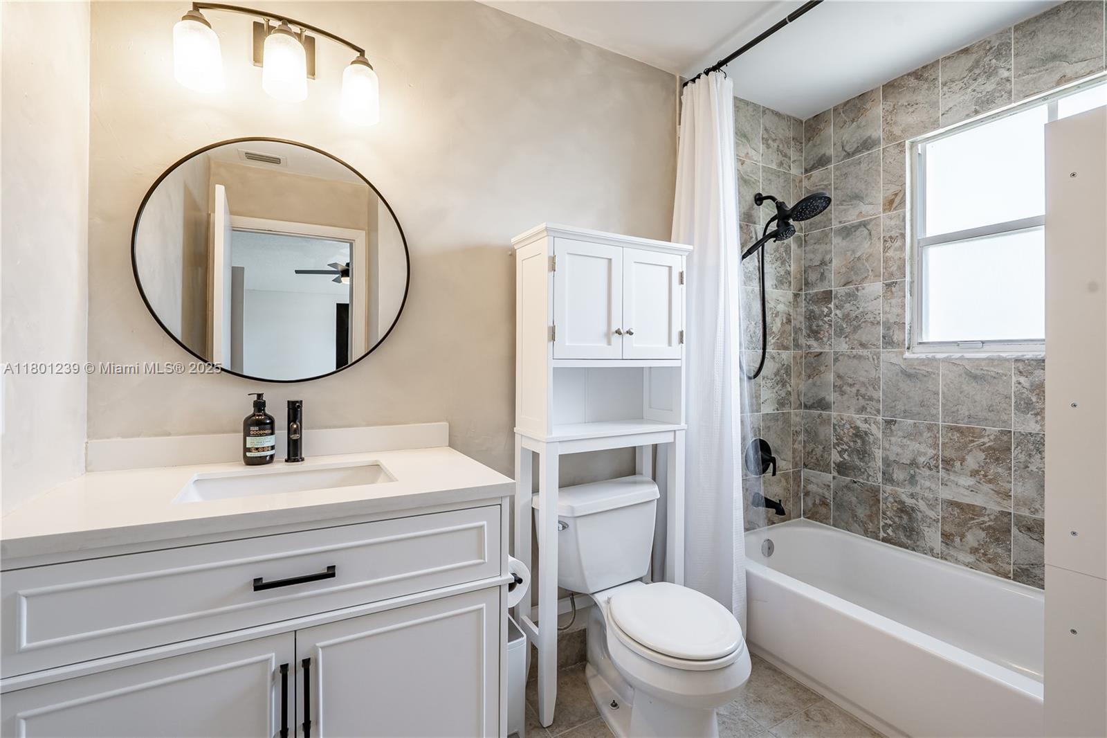 CORAL BAY REPLAT SECTION - Residential