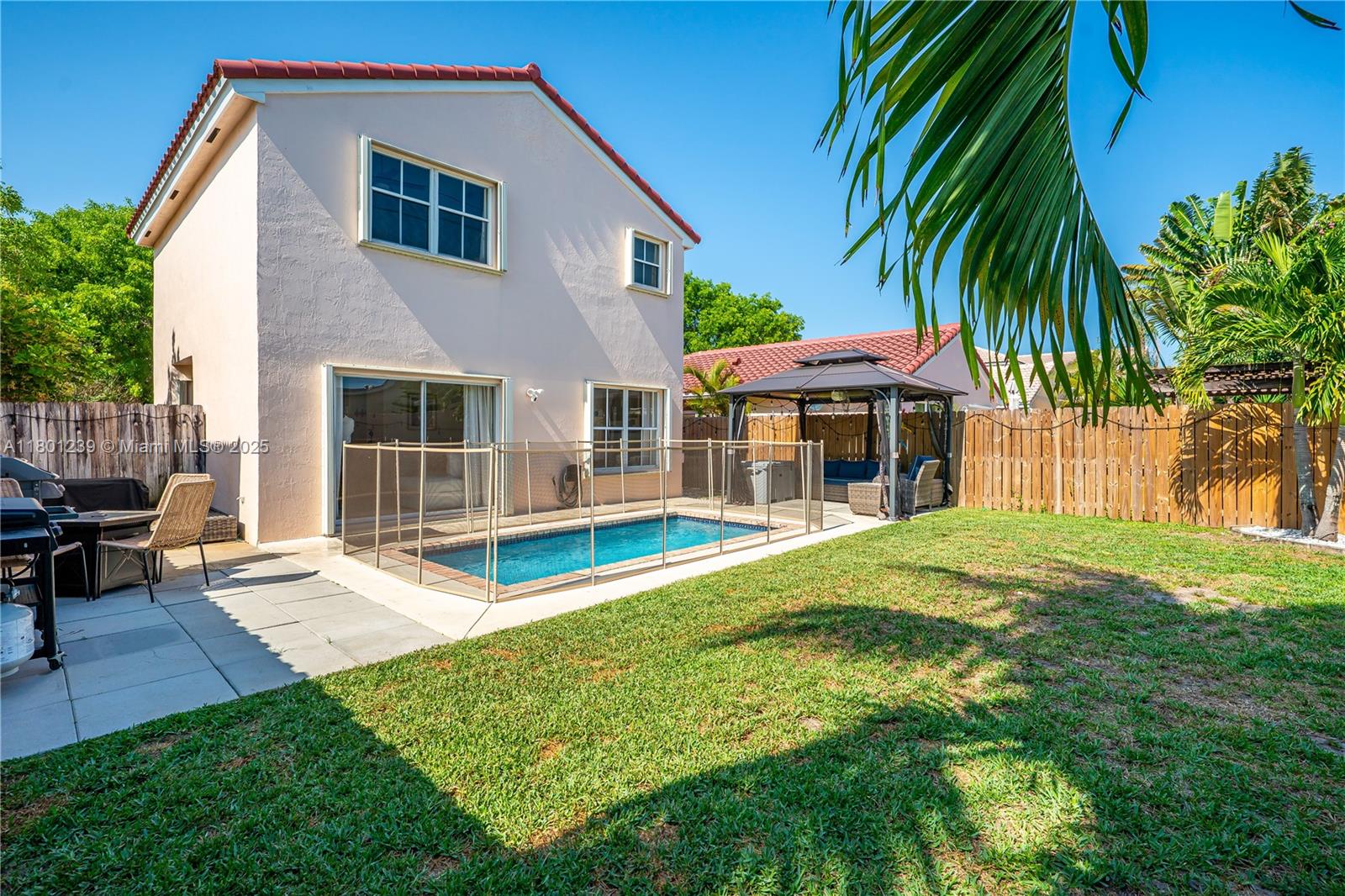 CORAL BAY REPLAT SECTION - Residential