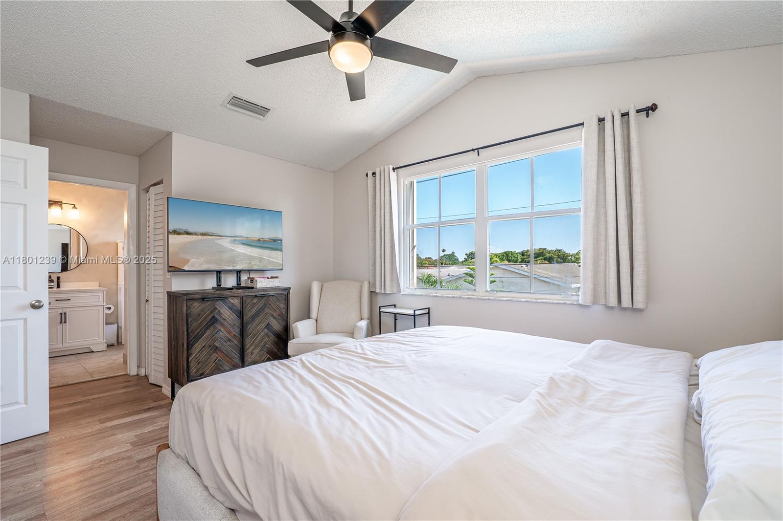 CORAL BAY REPLAT SECTION - Residential