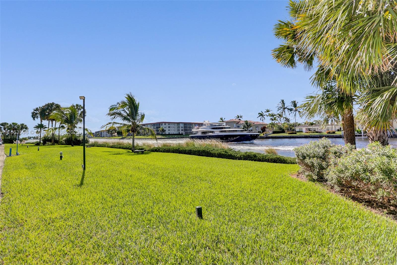 HILLSBORO ISLAND HOUSE CO - Residential Lease