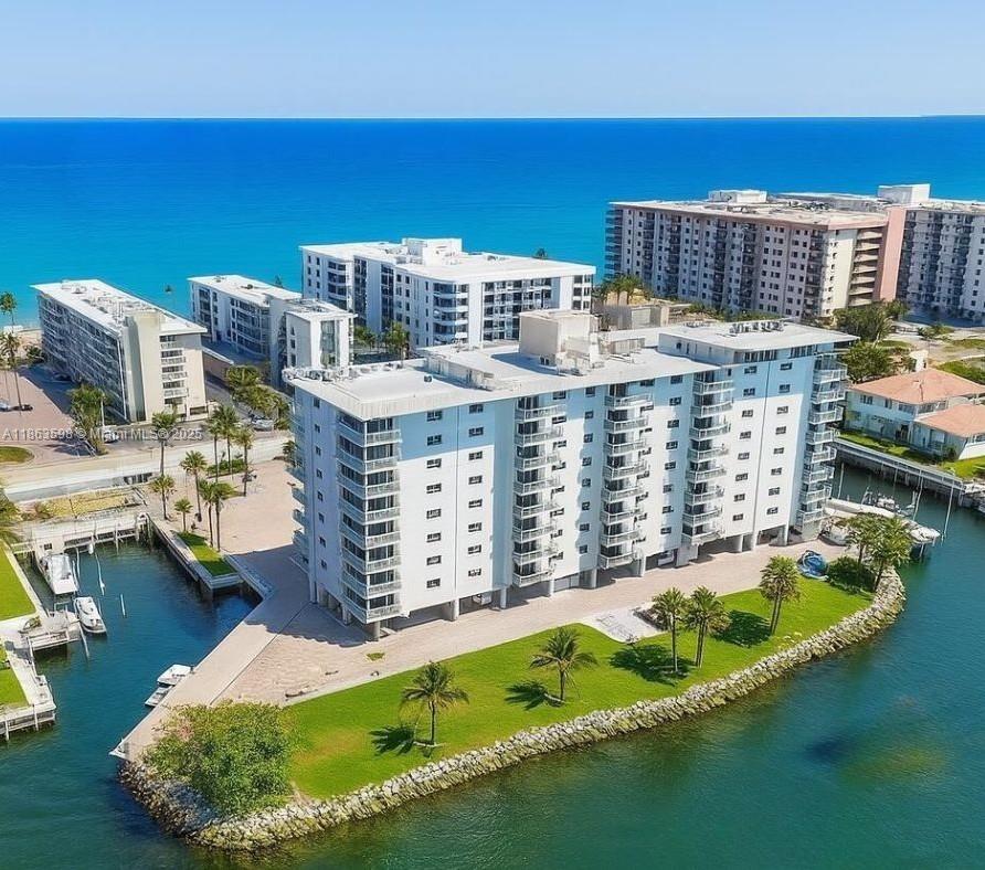 HILLSBORO ISLAND HOUSE CO - Residential Lease