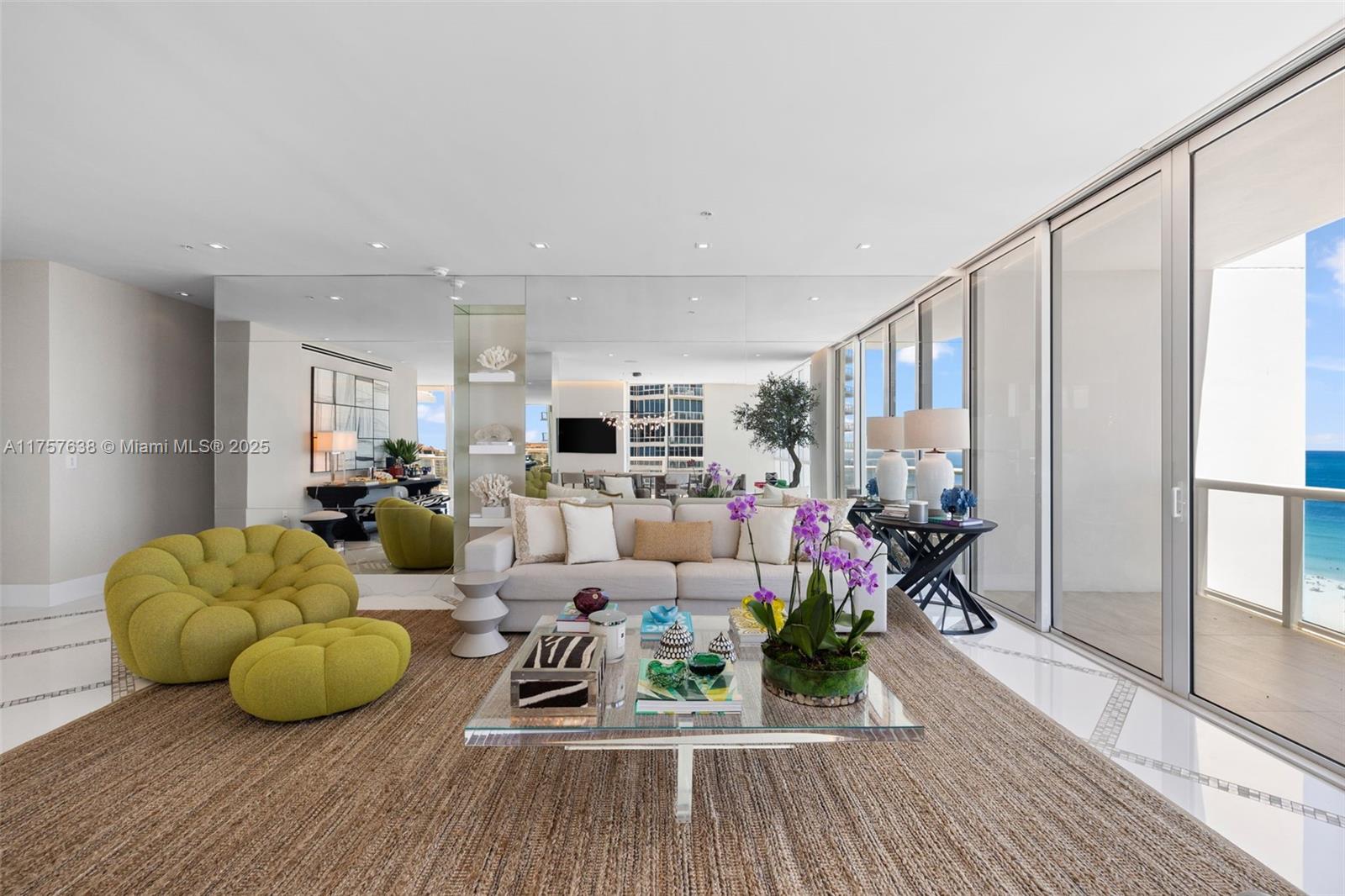 50 S Pointe Dr 1502/03