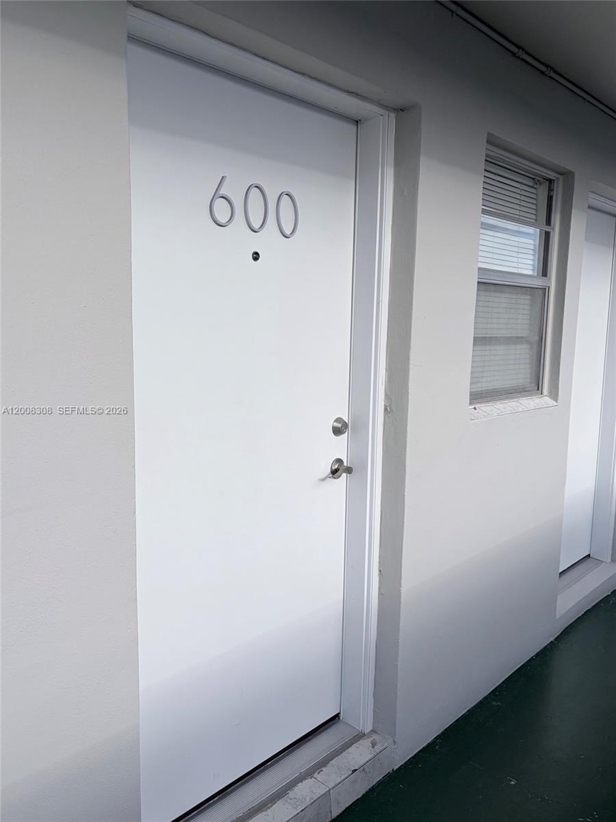 JADE WINDS GROUP - - Residential