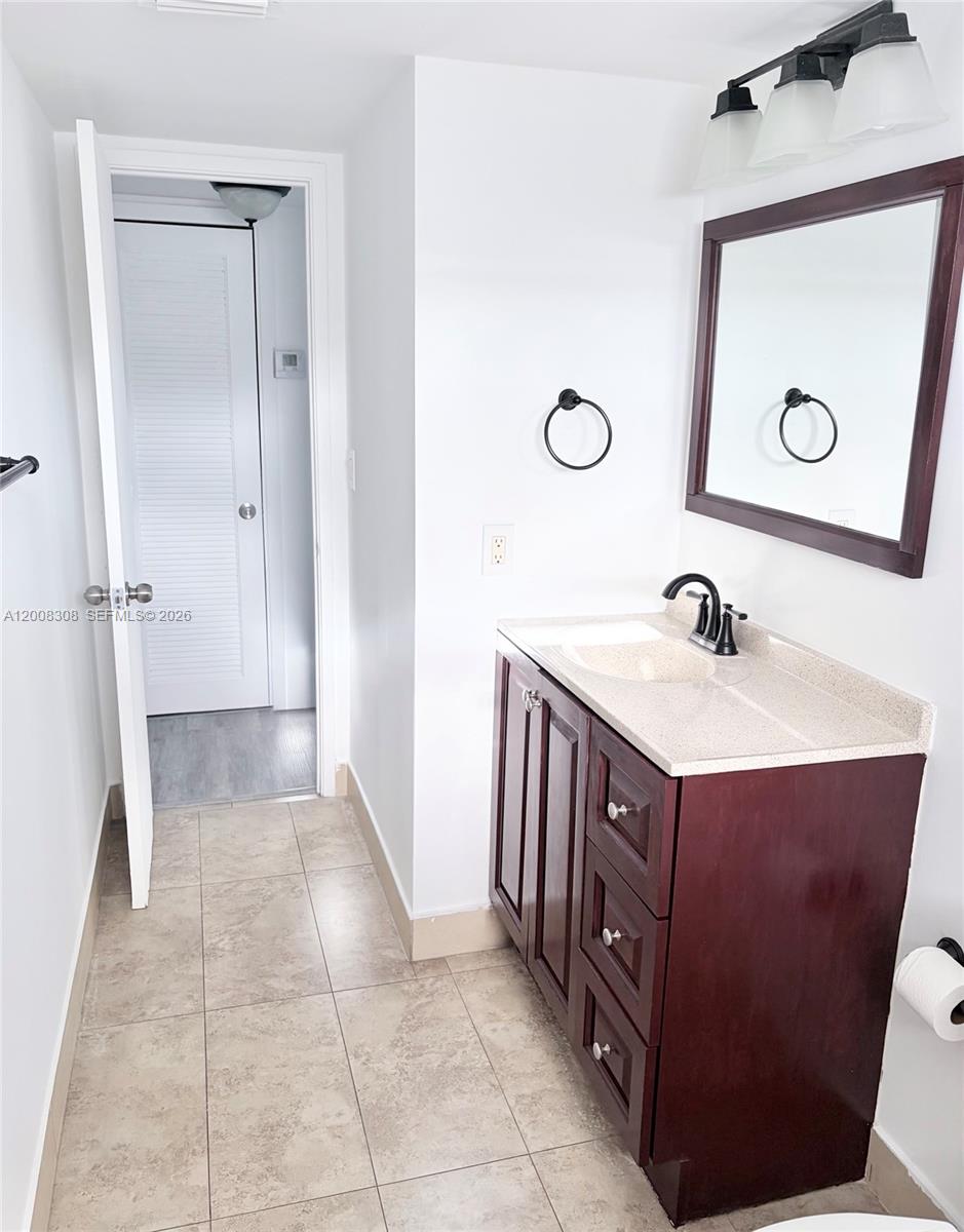 JADE WINDS GROUP - - Residential