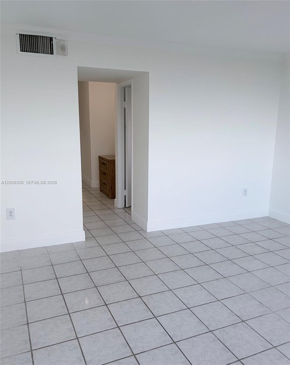 JADE WINDS GROUP - - Residential