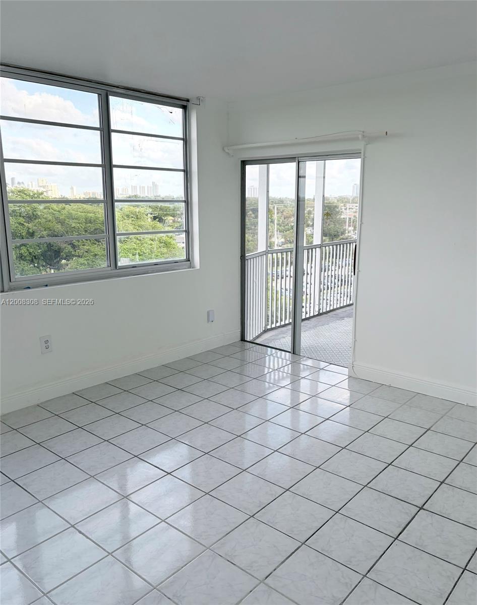 JADE WINDS GROUP - - Residential