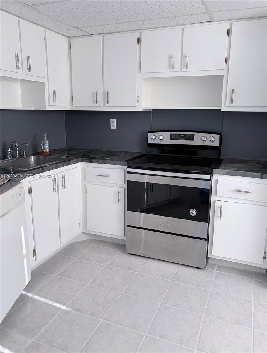 JADE WINDS GROUP - - Residential