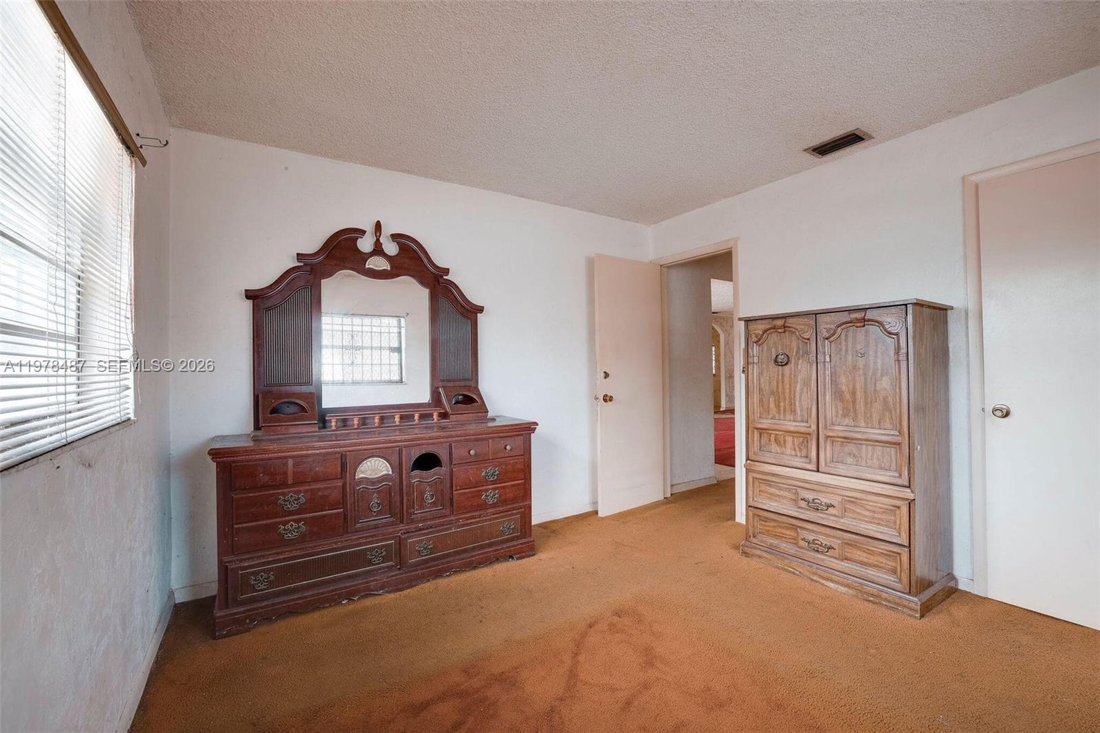 CARVER RANCHES - Residential