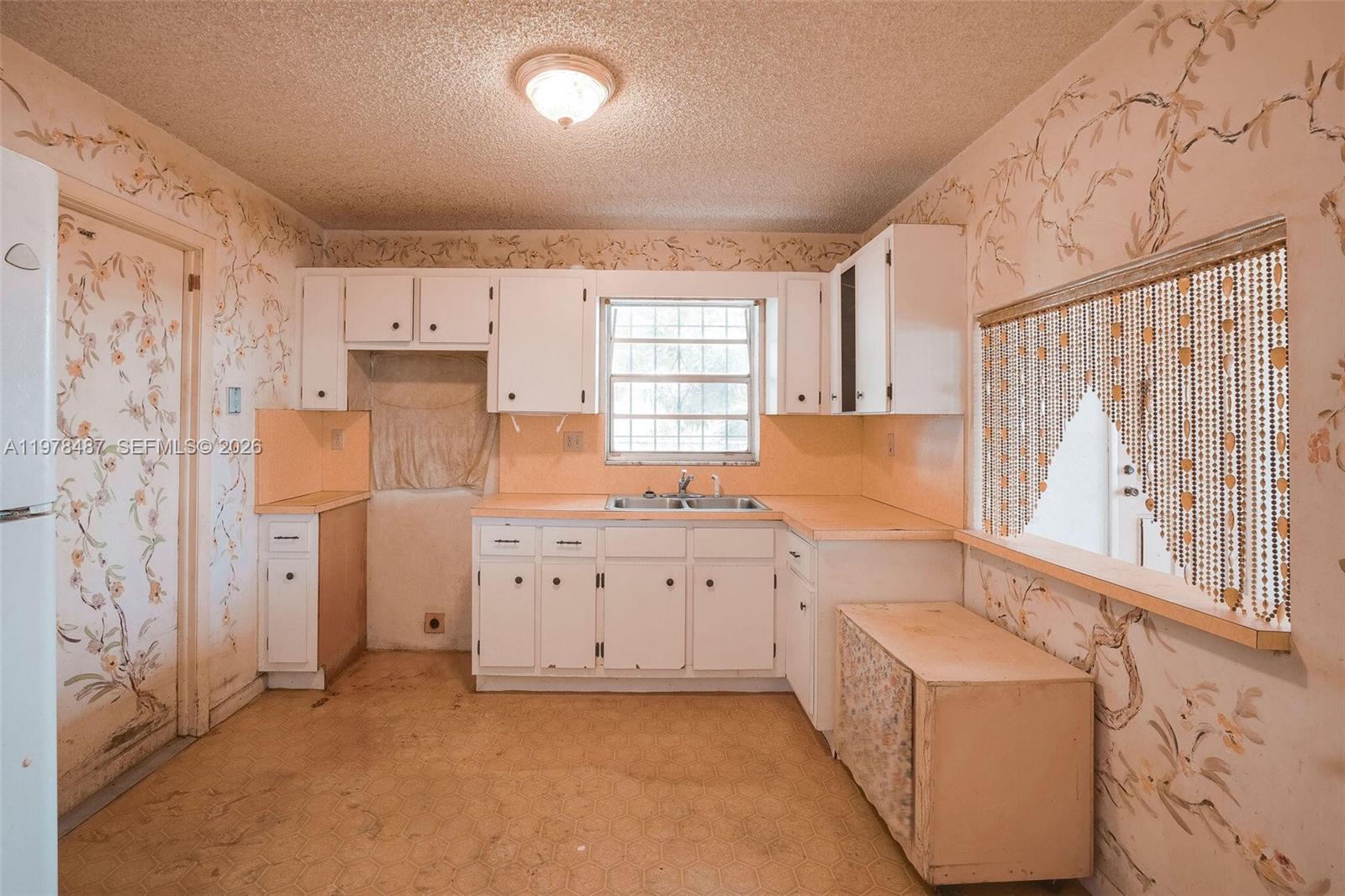 CARVER RANCHES - Residential