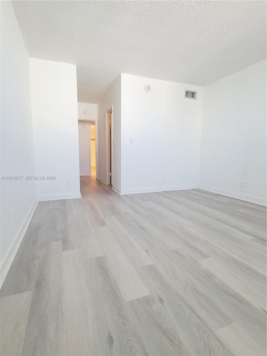 OCEANVIEW BUILDING B COND - Residential