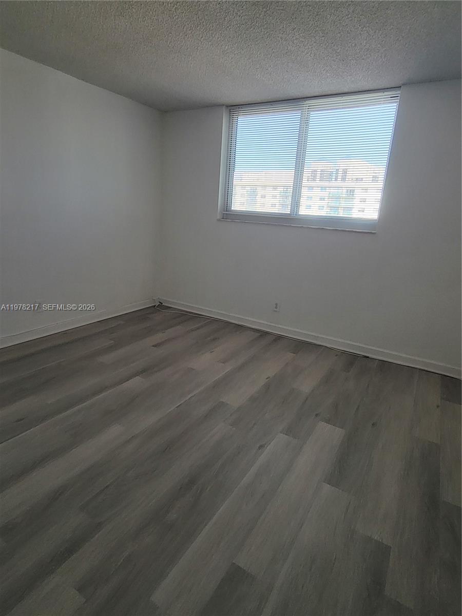 OCEANVIEW BUILDING B COND - Residential