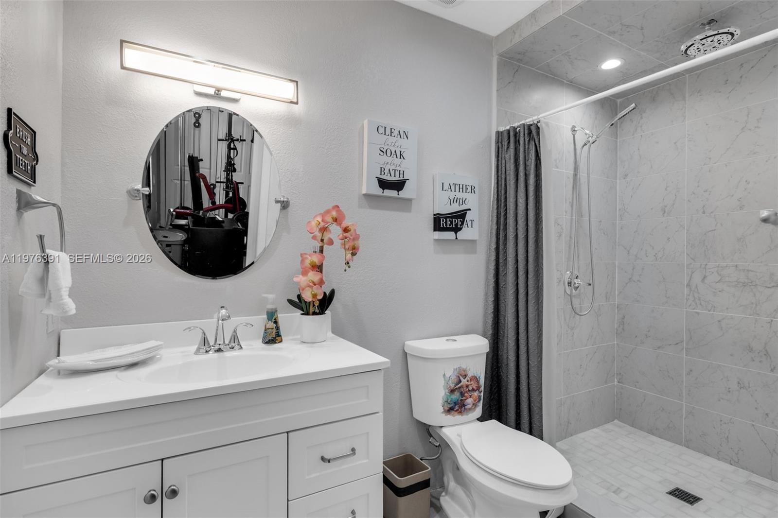 BAYWINDS OF HATTERAS REPL - Residential