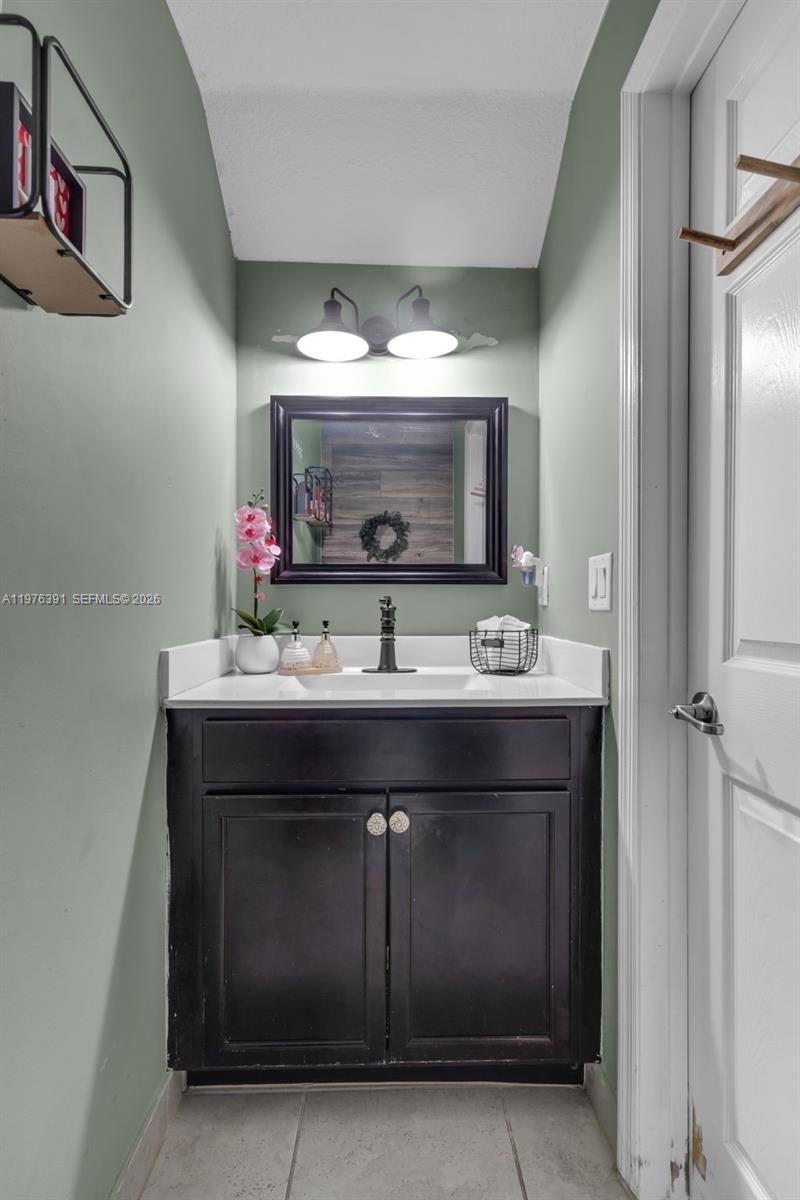 BAYWINDS OF HATTERAS REPL - Residential