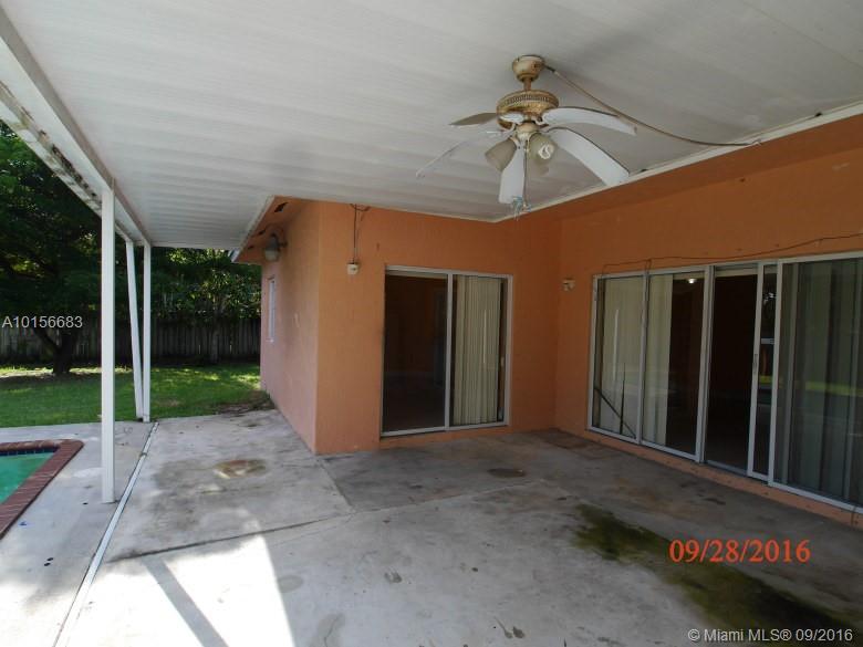 Valencia Groves Estates - Residential