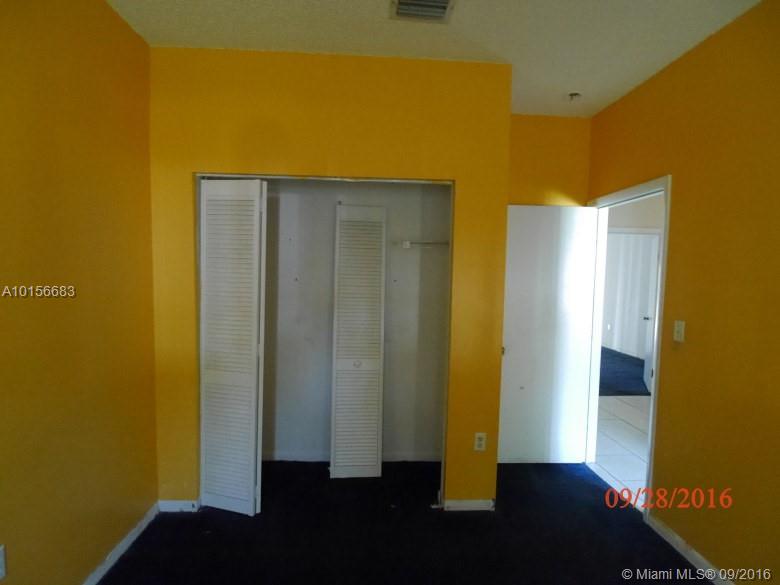 Valencia Groves Estates - Residential