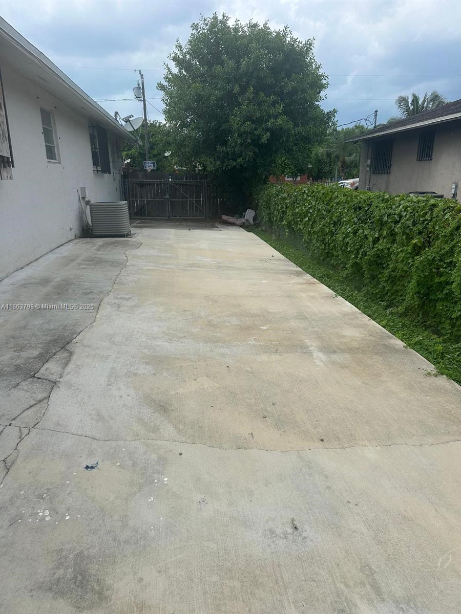 LUCERNE GARDENS - Residential