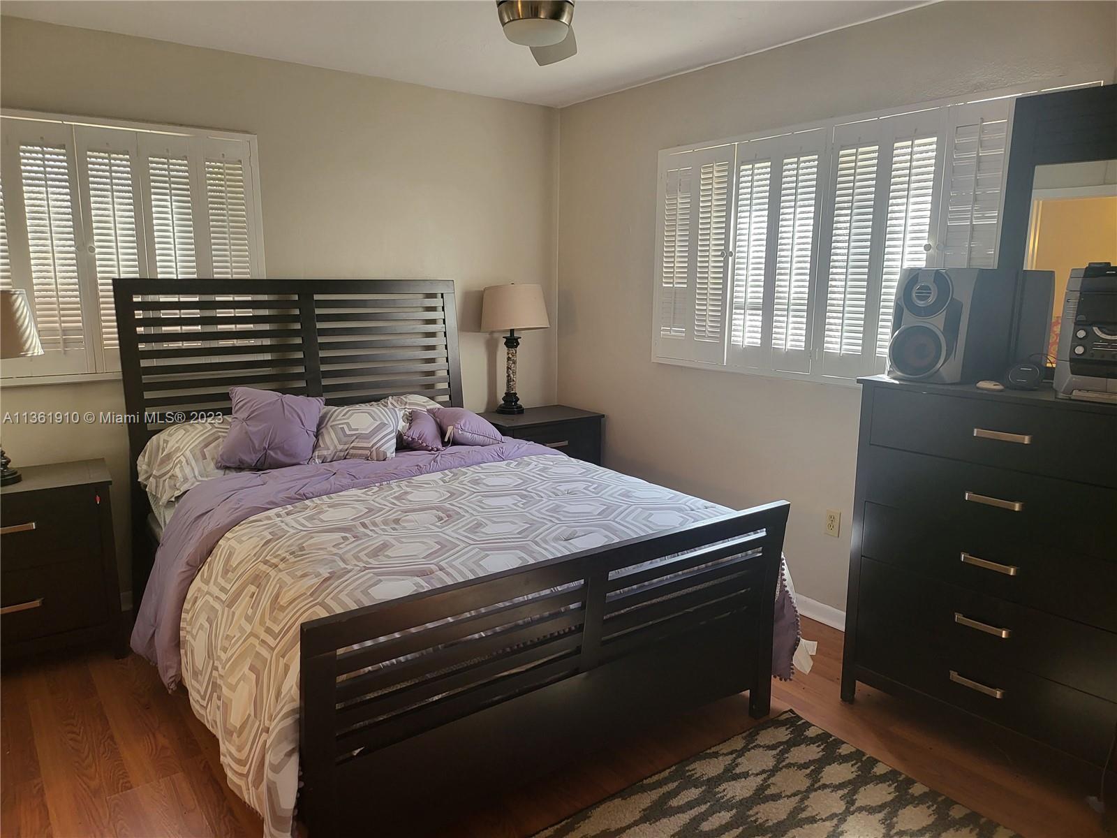 Miami, Florida 33179, United States, 1 Bedroom Bedrooms, ,2 BathroomsBathrooms,Residential,Active,73397