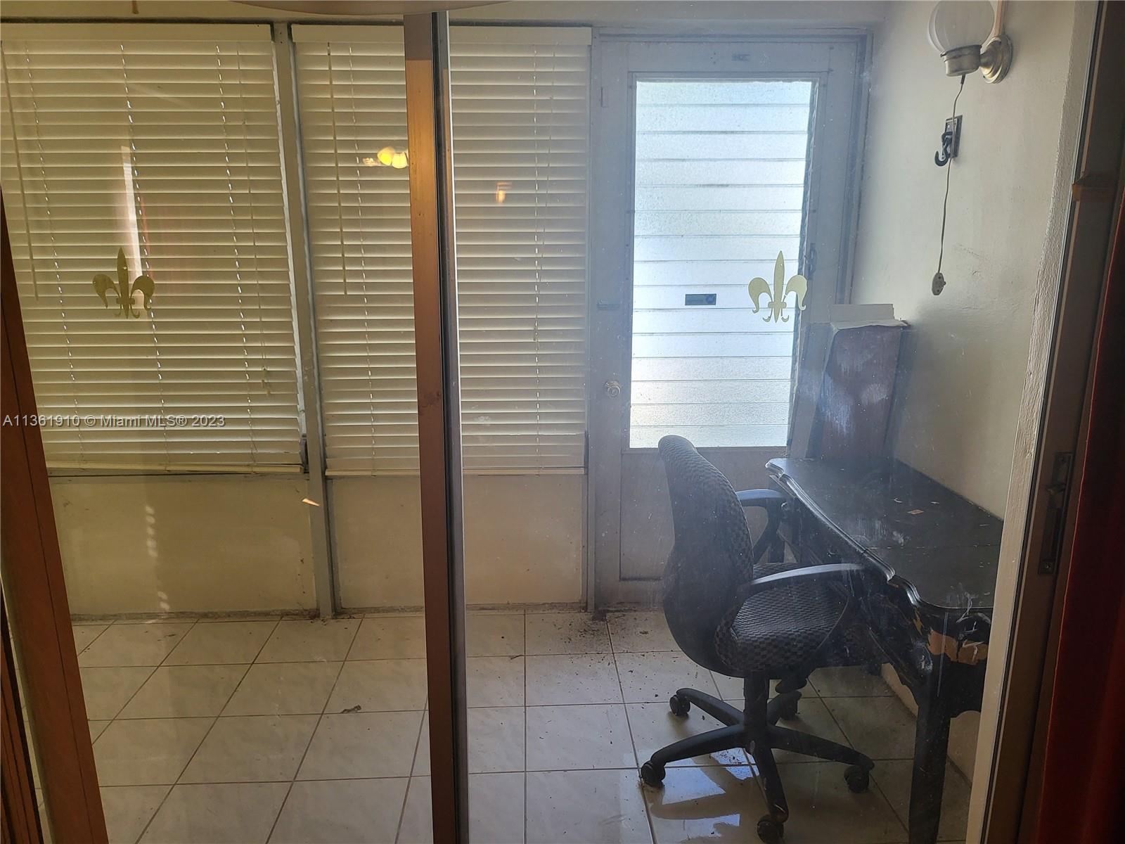 Miami, Florida 33179, United States, 1 Bedroom Bedrooms, ,2 BathroomsBathrooms,Residential,Active,73397