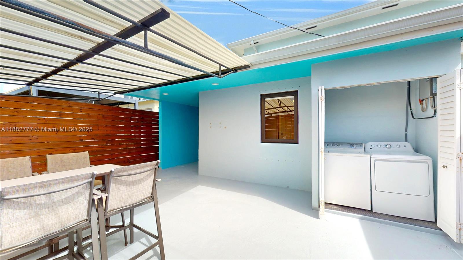 BISCAYNE BEACH-2ND ADDN - Residential