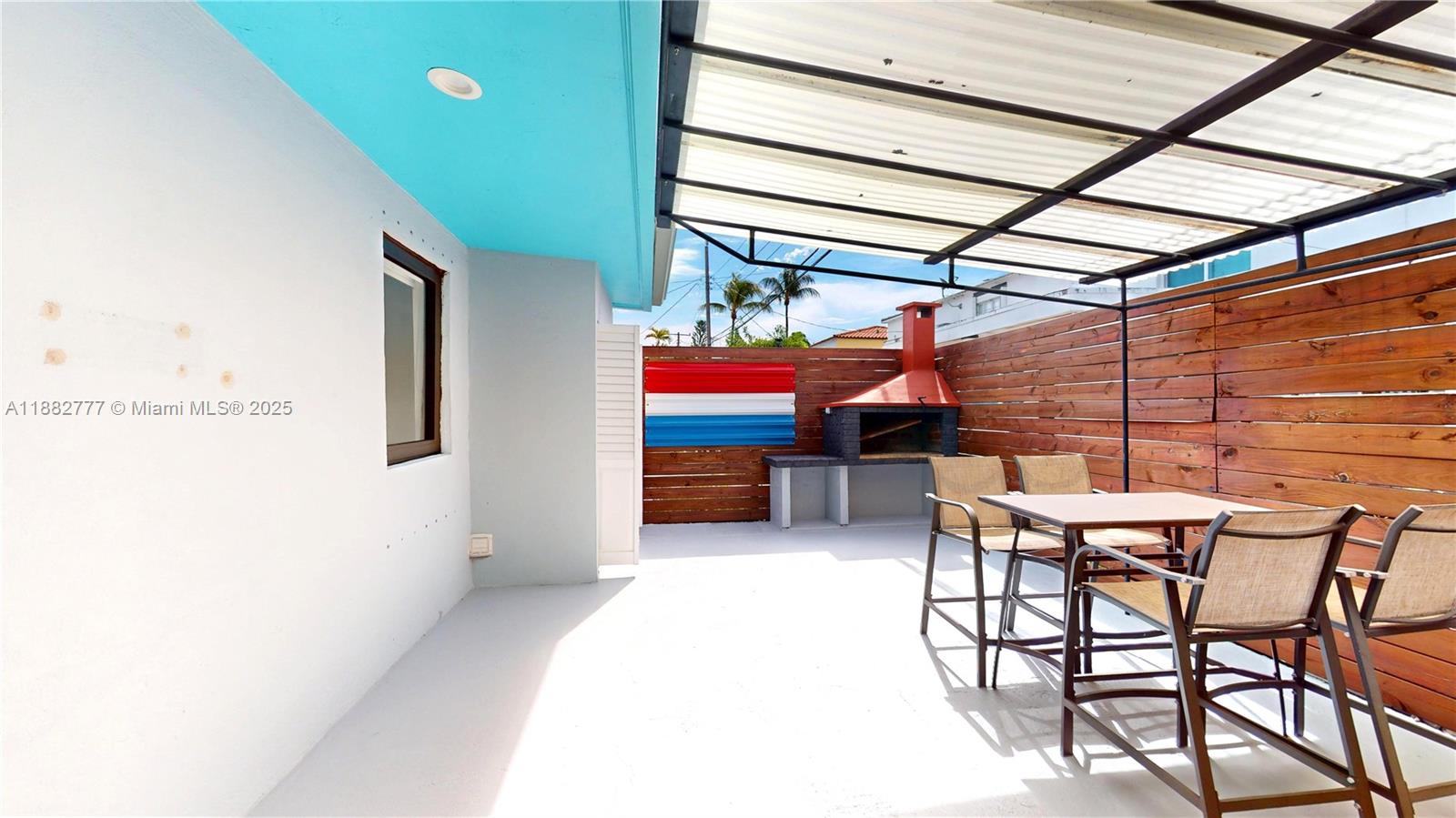 BISCAYNE BEACH-2ND ADDN - Residential