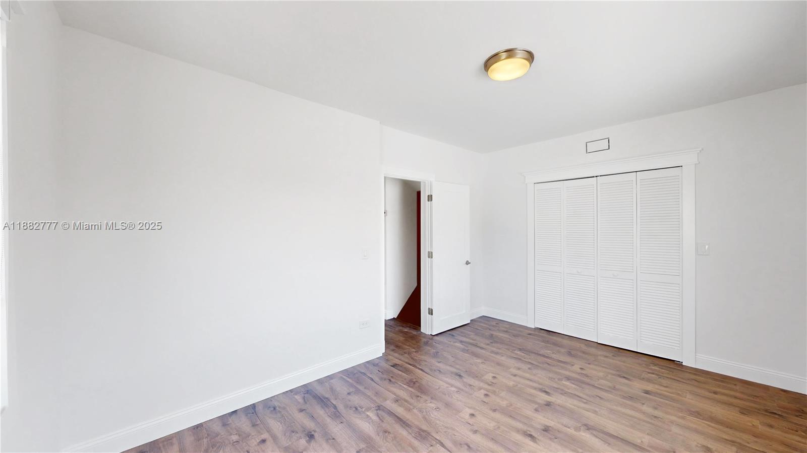 BISCAYNE BEACH-2ND ADDN - Residential