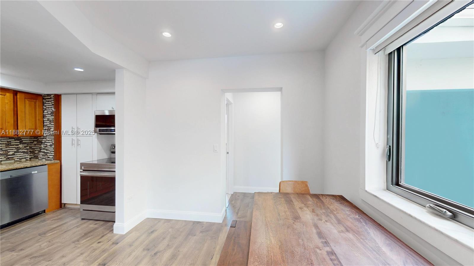 BISCAYNE BEACH-2ND ADDN - Residential