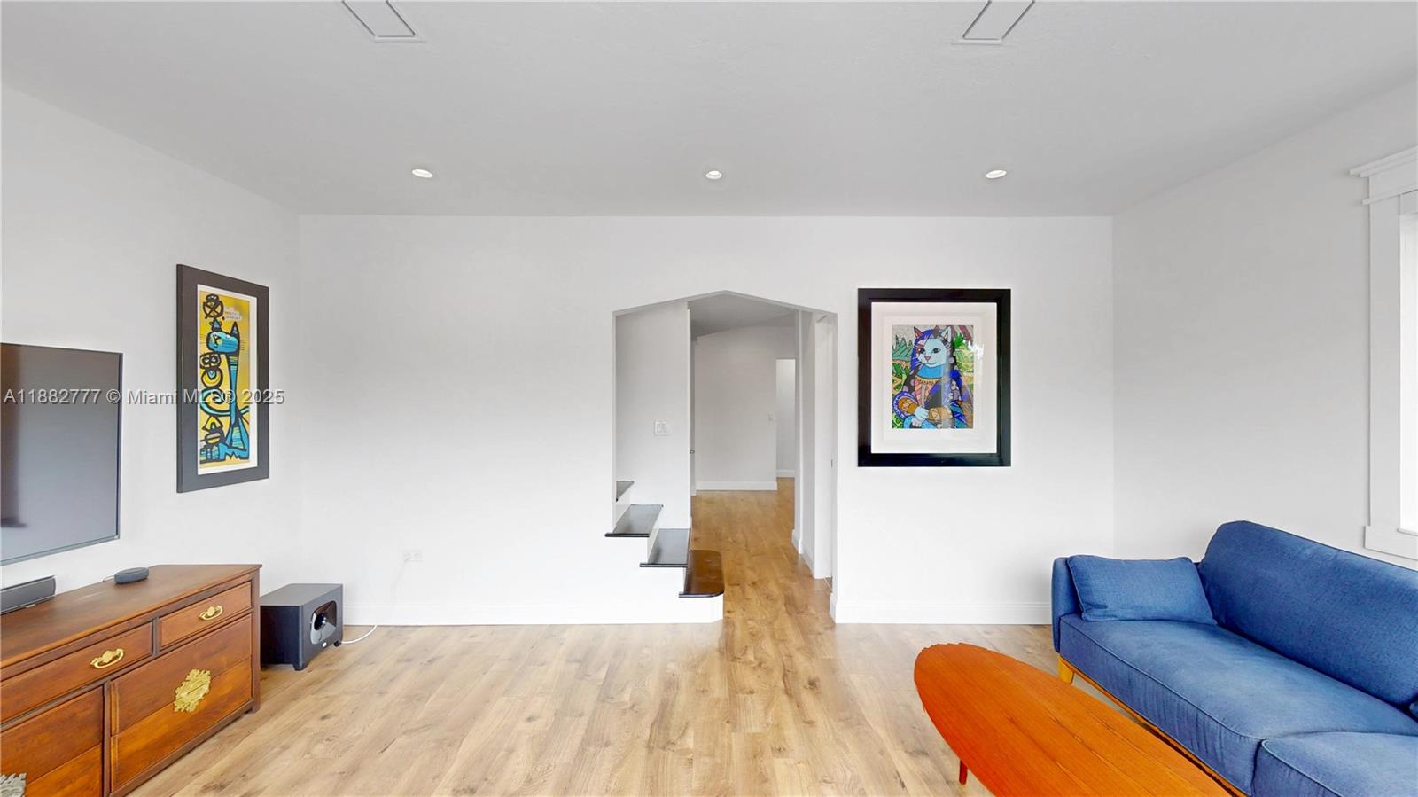 BISCAYNE BEACH-2ND ADDN - Residential