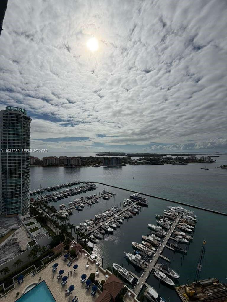 YACHT CLUB AT PORTOFINO - Residential