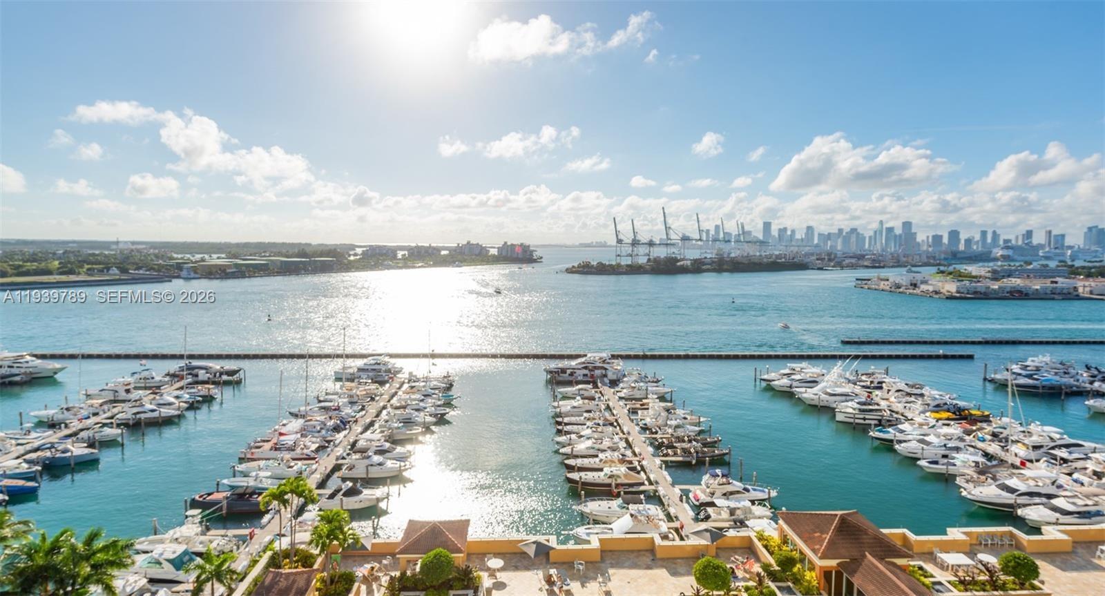 YACHT CLUB AT PORTOFINO - Residential