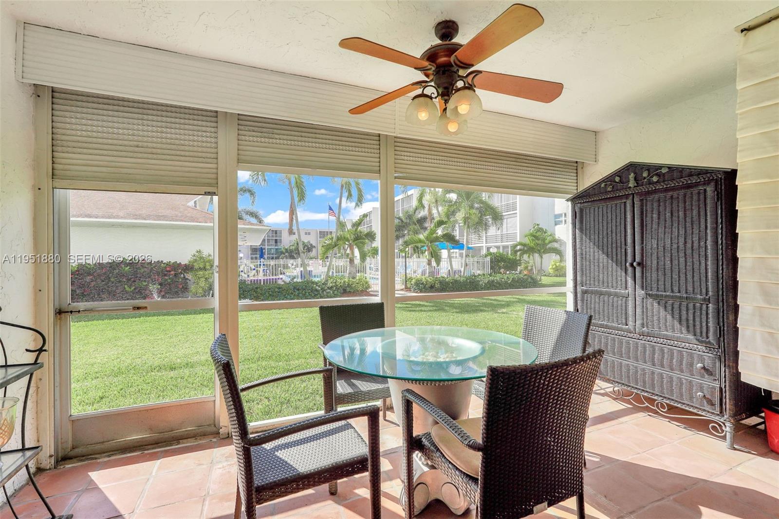 MEADOWBROOK LAKES CONDO - Residential