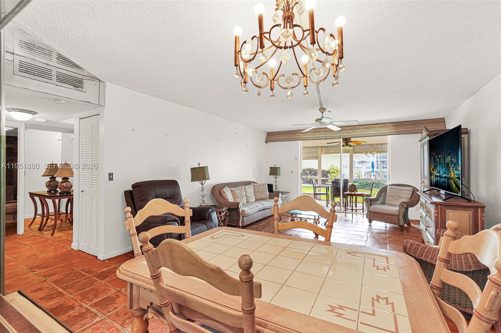 MEADOWBROOK LAKES CONDO - Residential