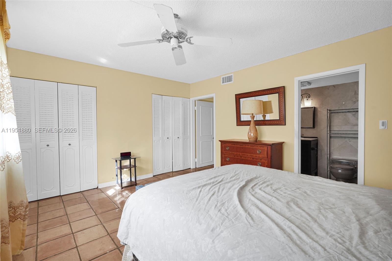 MEADOWBROOK LAKES CONDO - Residential